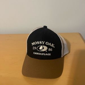 NWT Mossy Oak hat